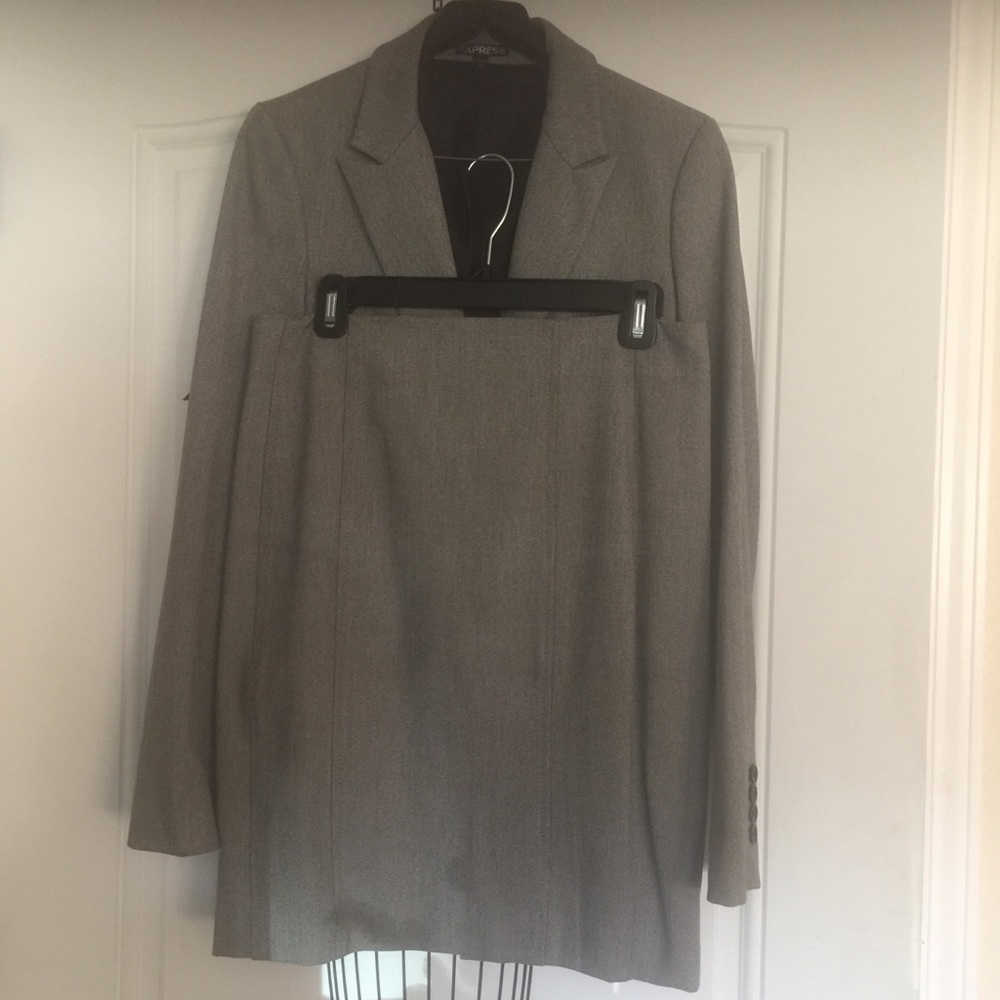 Express Gray Suit - image 2
